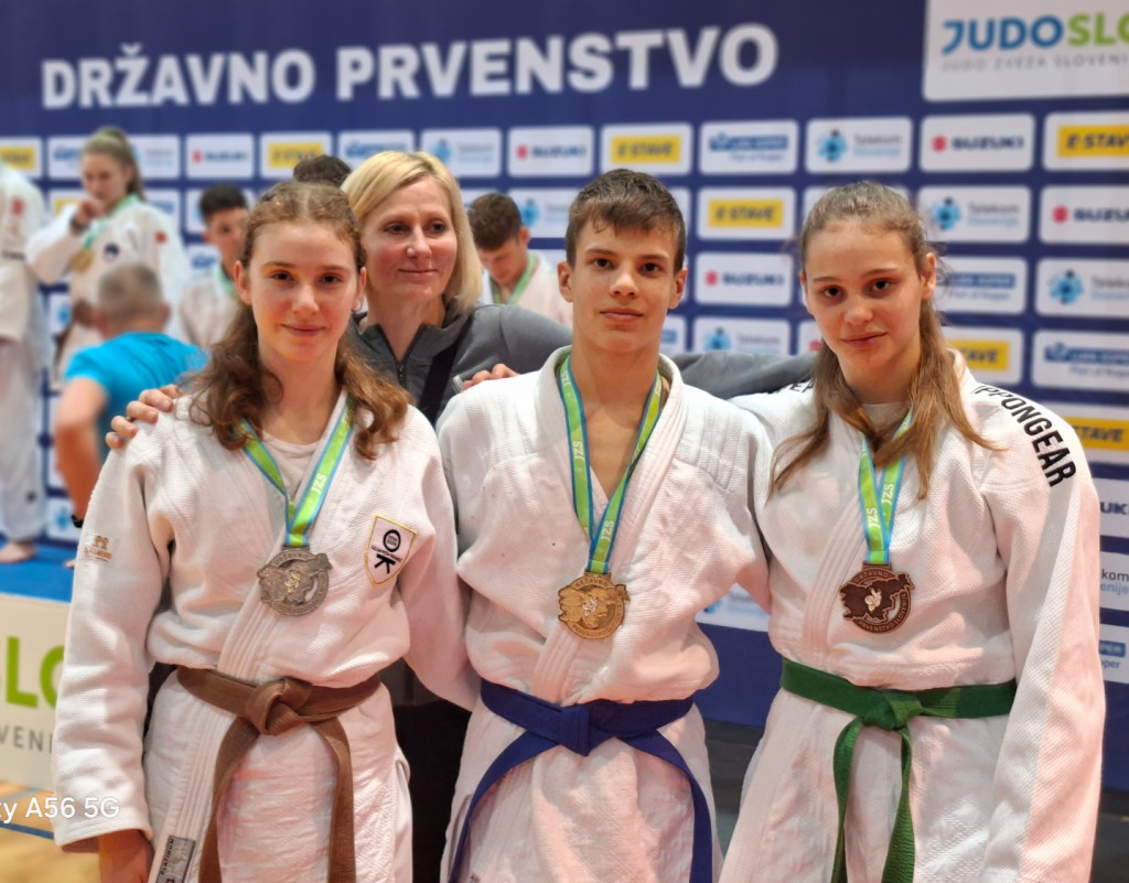 INNA TOROPEJEVA